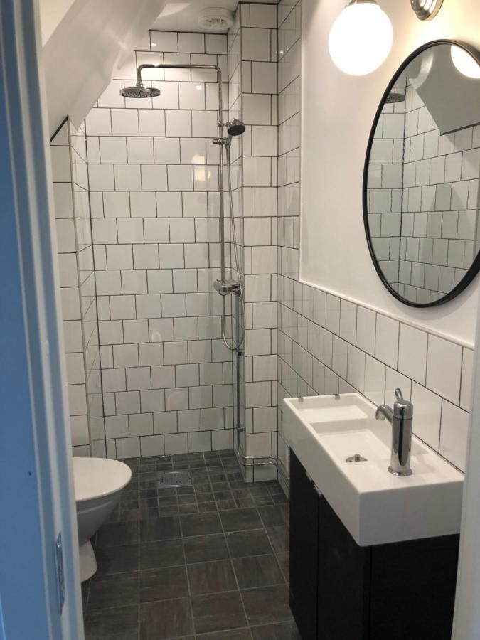 Hotell Apladalen I Vaernamo Exterior foto