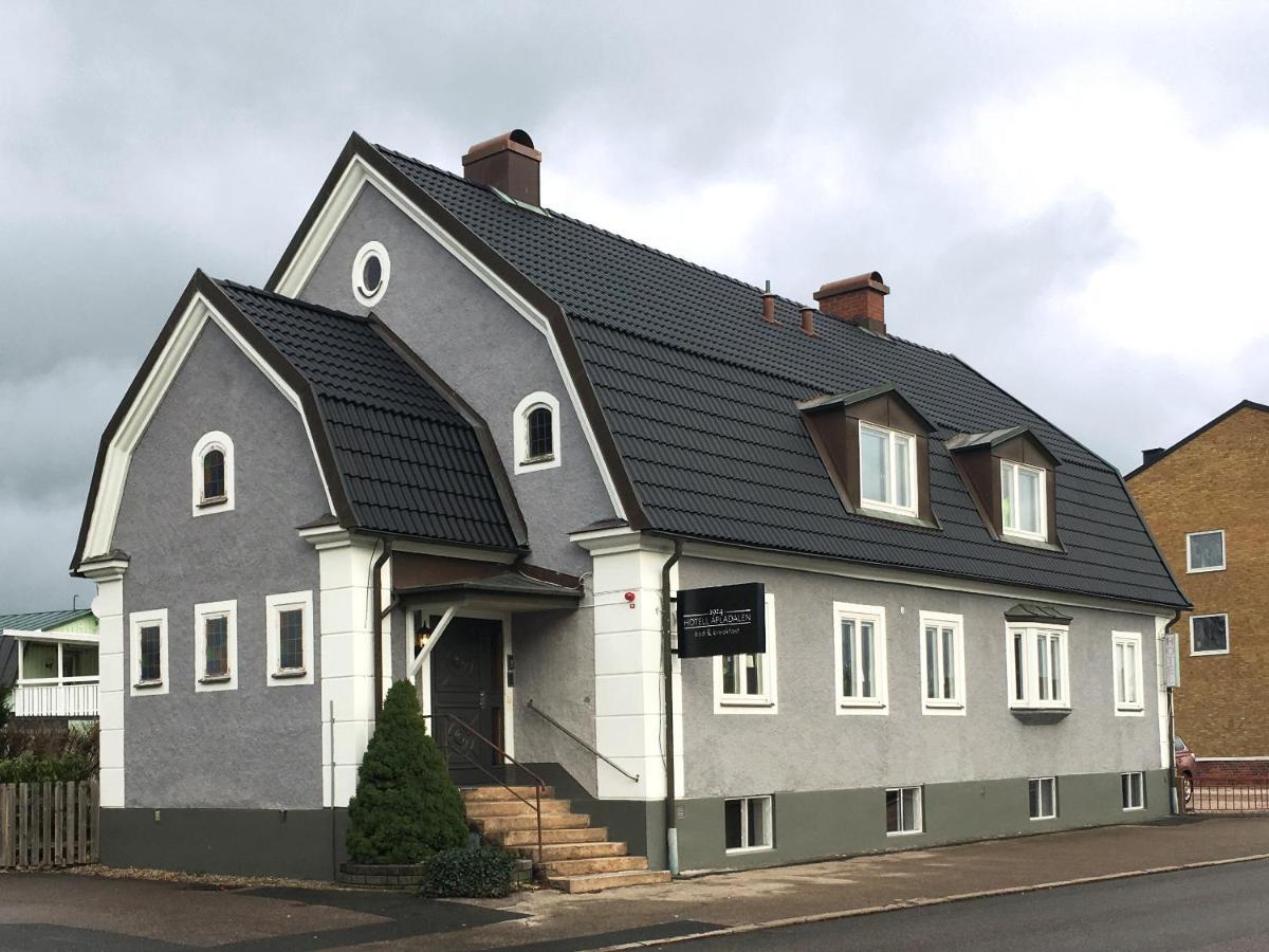 Hotell Apladalen I Vaernamo Exterior foto